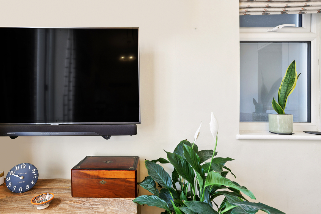 1 bed apartment for sale in Hastings Road, London 17