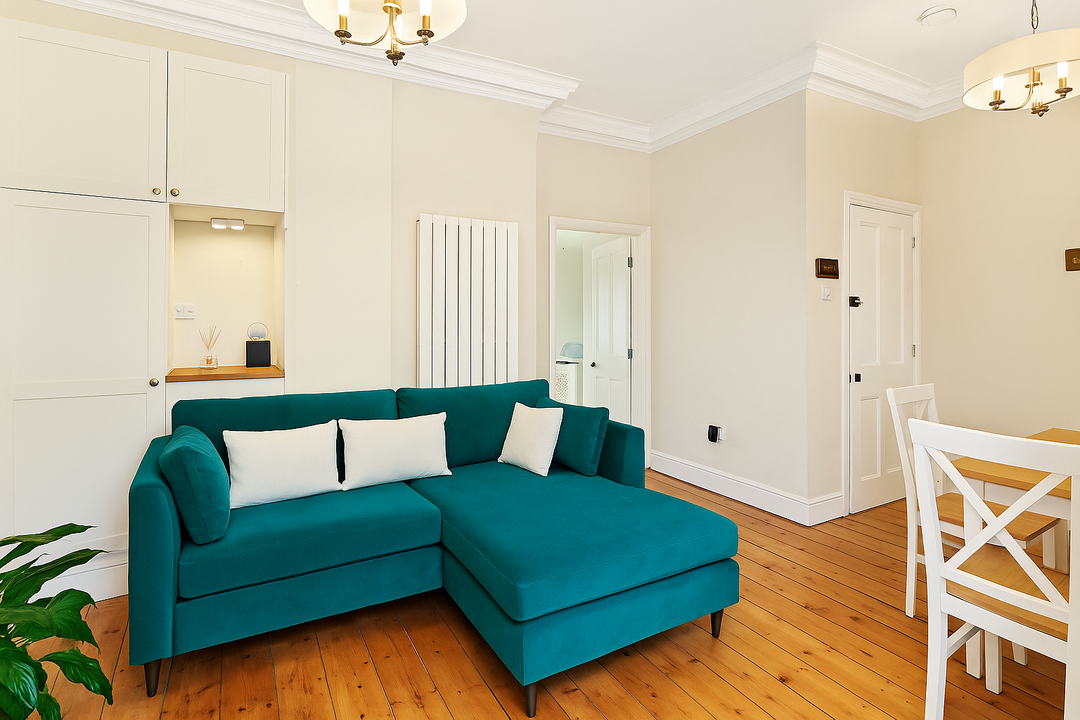 1 bed apartment for sale in Hastings Road, London 16