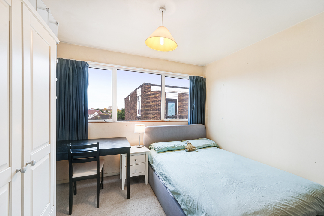 2 bed maisonette for sale in Fairlea Place, Ealing 6