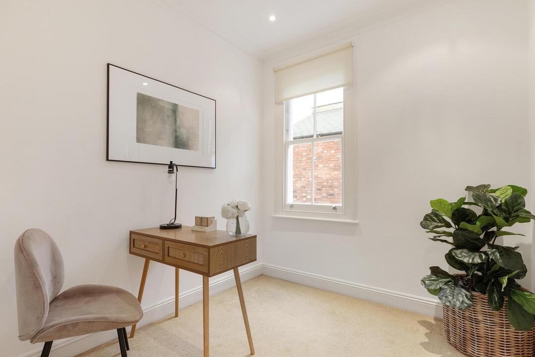 5 bed semi-detached house for sale in Lyncroft Gardens, Ealing 16