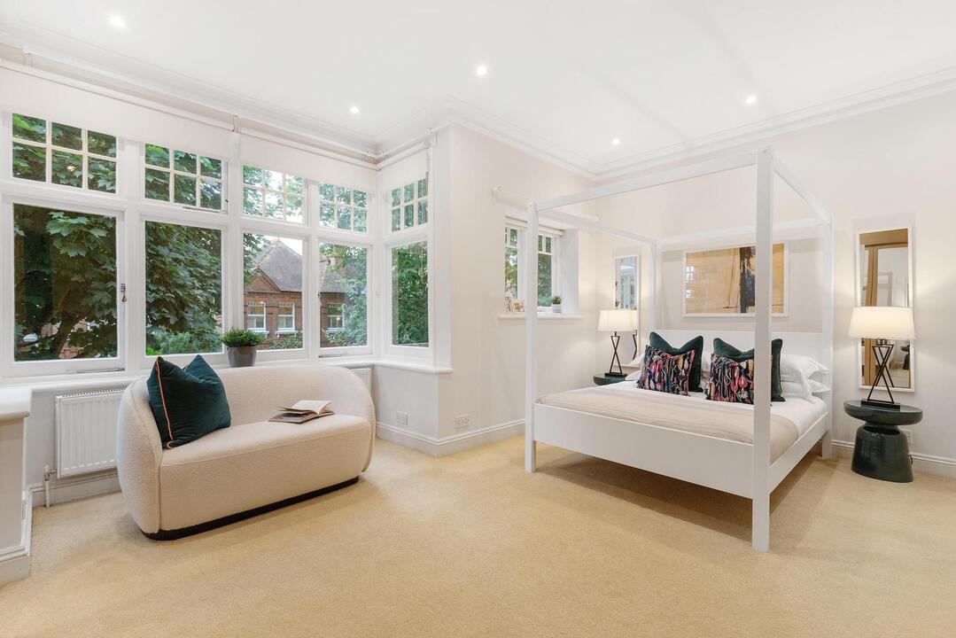 5 bed semi-detached house for sale in Lyncroft Gardens, Ealing 14