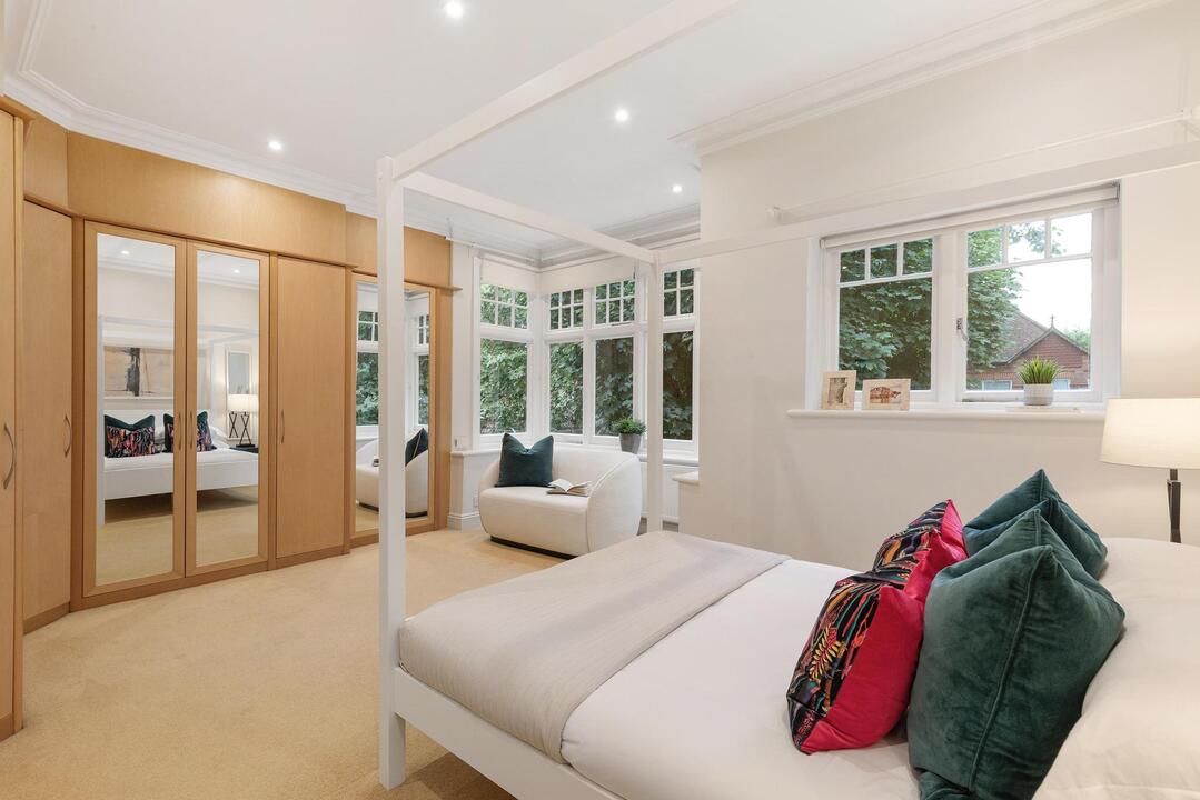 5 bed semi-detached house for sale in Lyncroft Gardens, Ealing 15