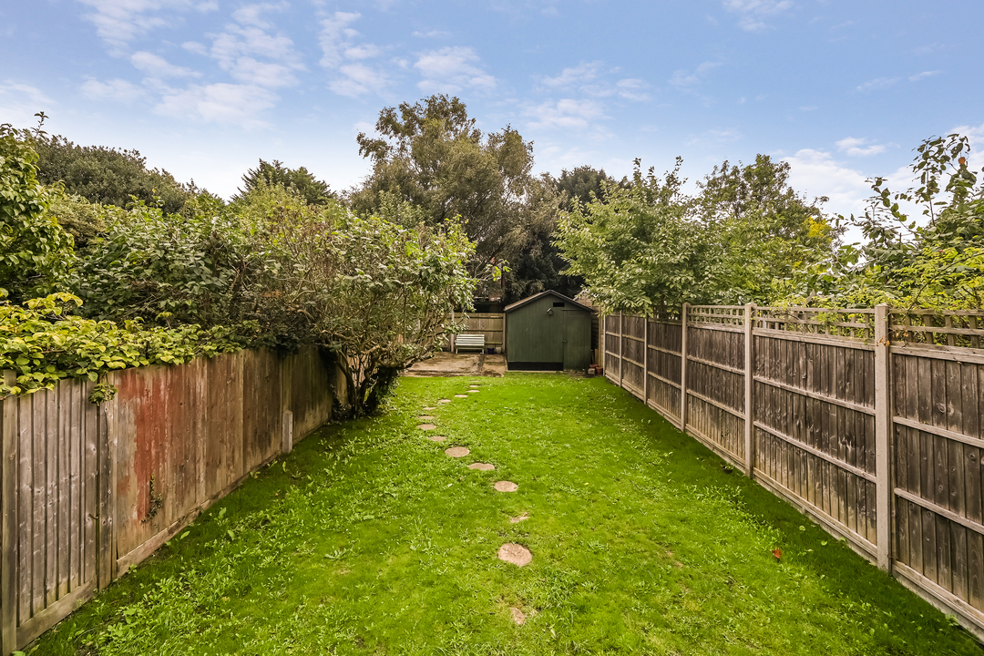 5 bed semi-detached house for sale in Lyncroft Gardens, Ealing  - Property Image 25