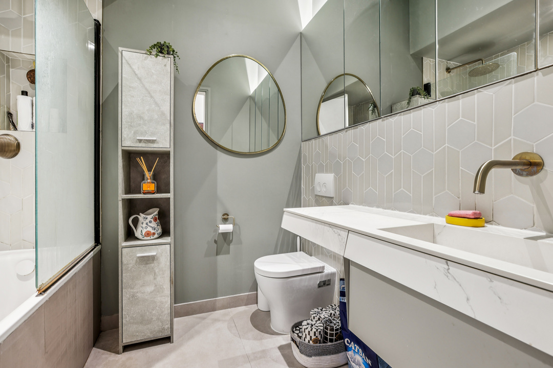 2 bed apartment for sale in Gordon Road, Ealing 9