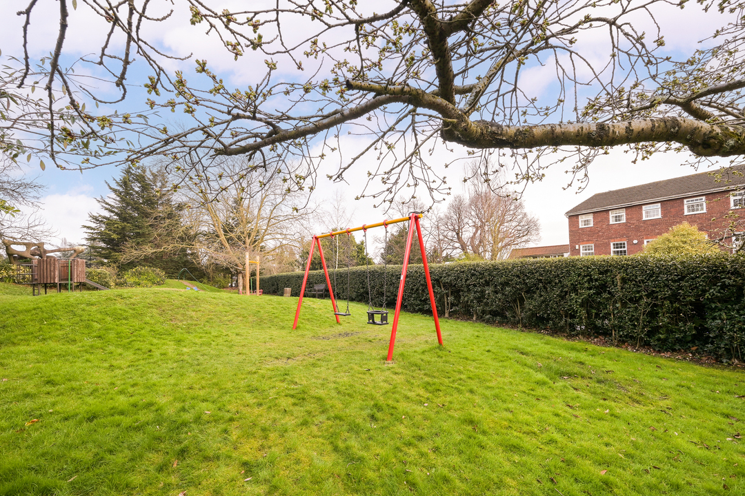 2 bed apartment for sale in The Grange, Ealing  - Property Image 21