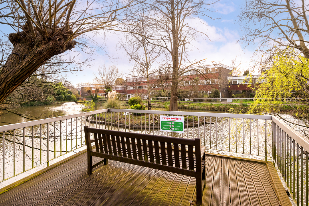 2 bed apartment for sale in The Grange, Ealing  - Property Image 25