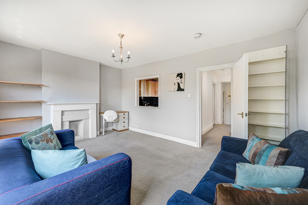 2 bed apartment to rent in Berrymede Road, Chiswick  - Property Image 2