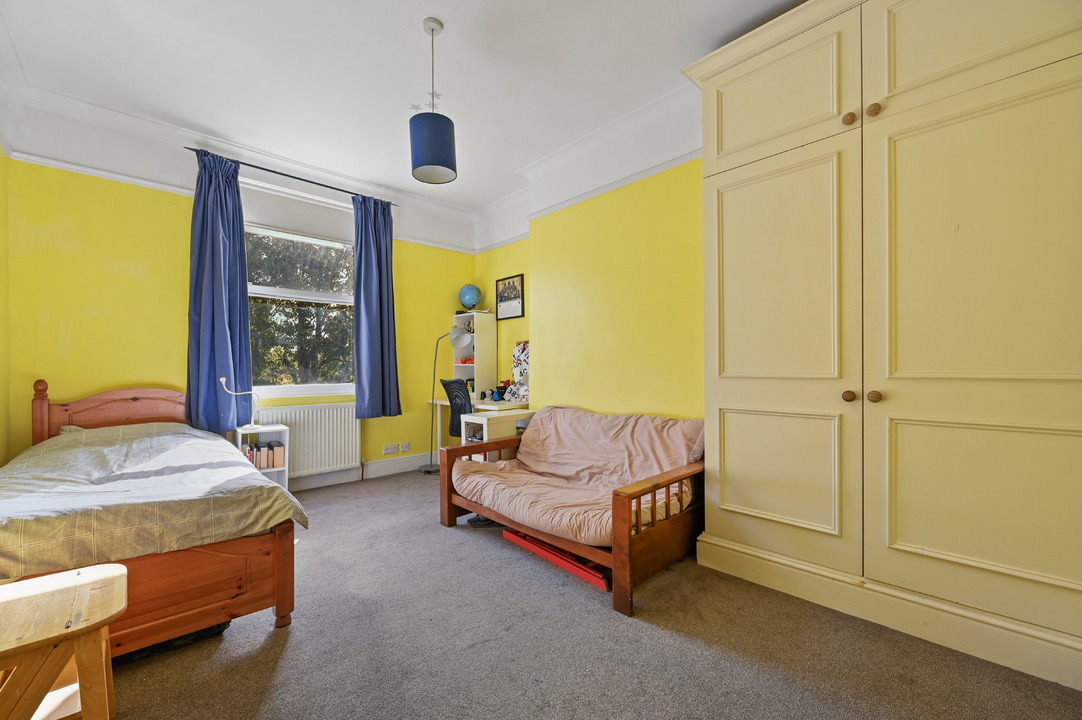 5 bed terraced house for sale in Ealing, London  - Property Image 14