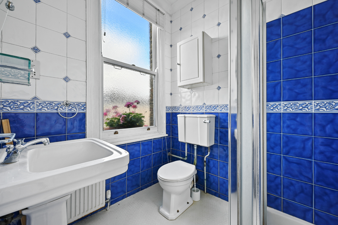 5 bed terraced house for sale in The Grove, Ealing, London, W5 17