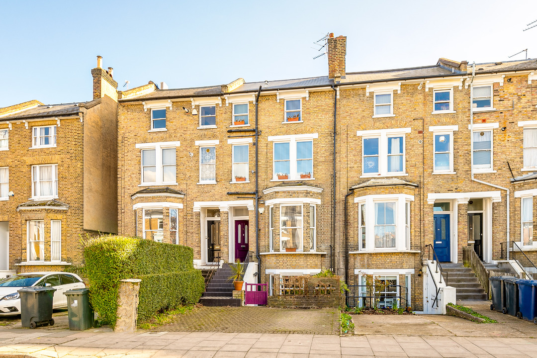 5 bed terraced house for sale in Ealing, London  - Property Image 16