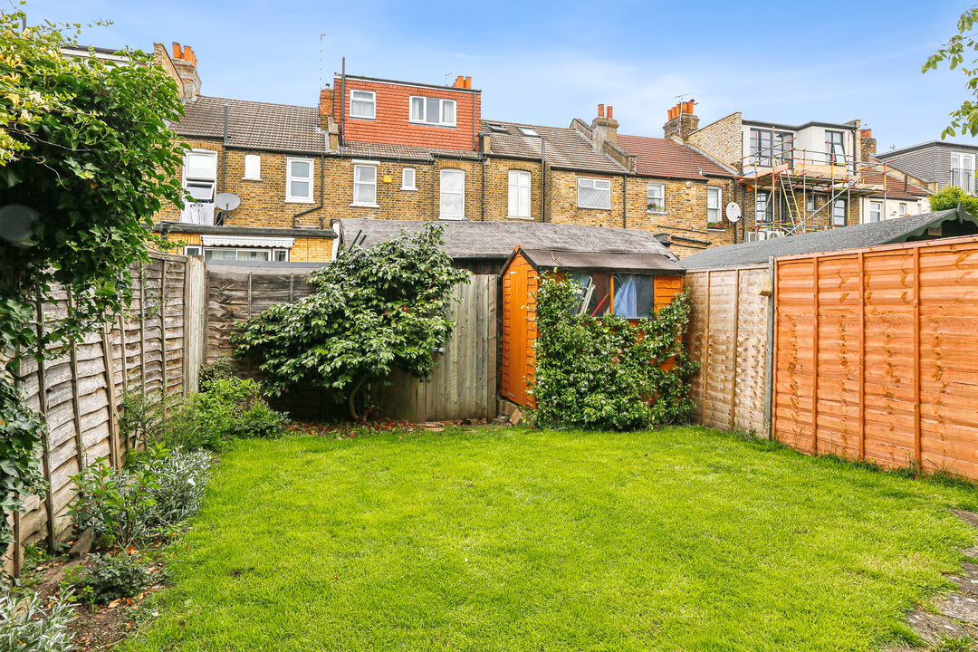 3 bed house to rent in Drayton Gardens, Ealing  - Property Image 10