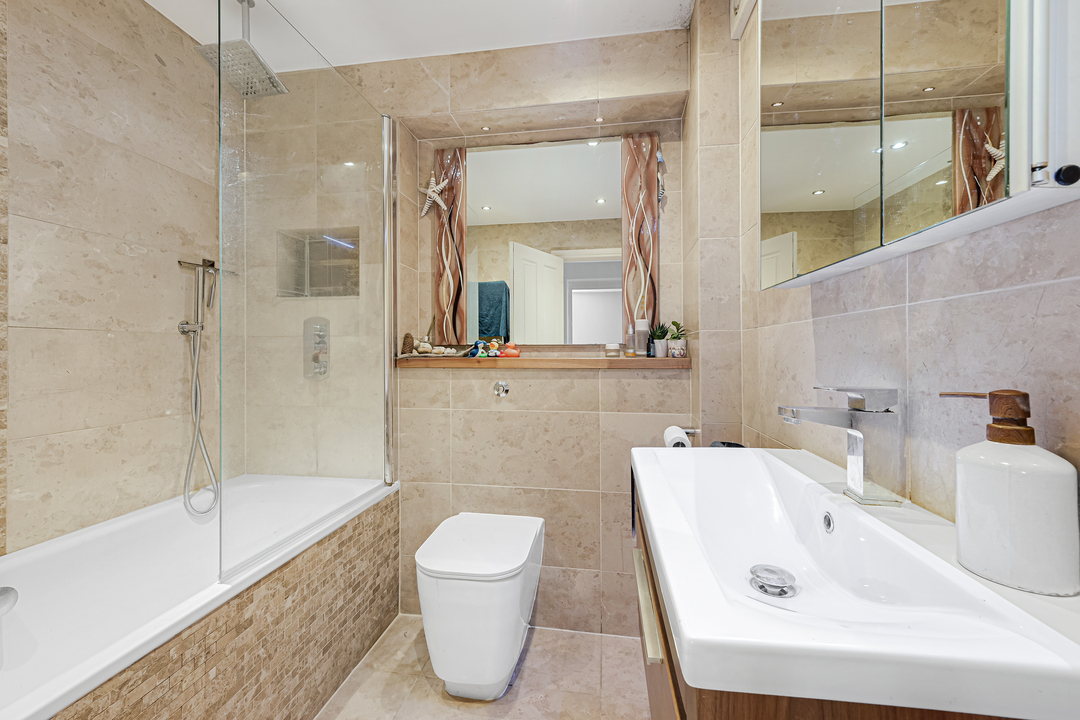 2 bed apartment for sale in Mattock Lane, Ealing 15