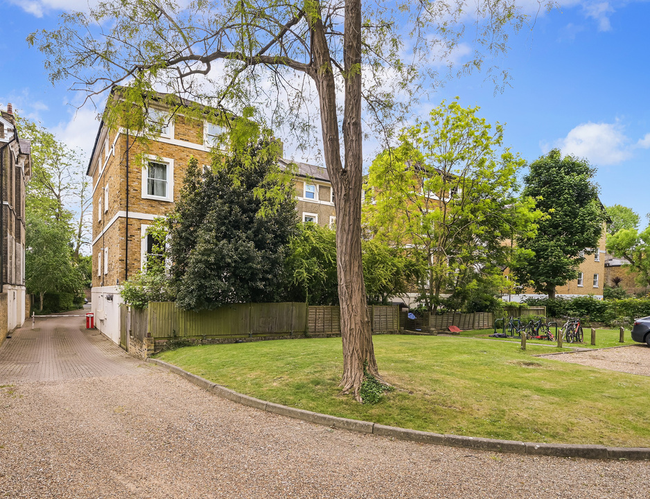 2 bed apartment for sale in Mattock Lane, Ealing  - Property Image 12