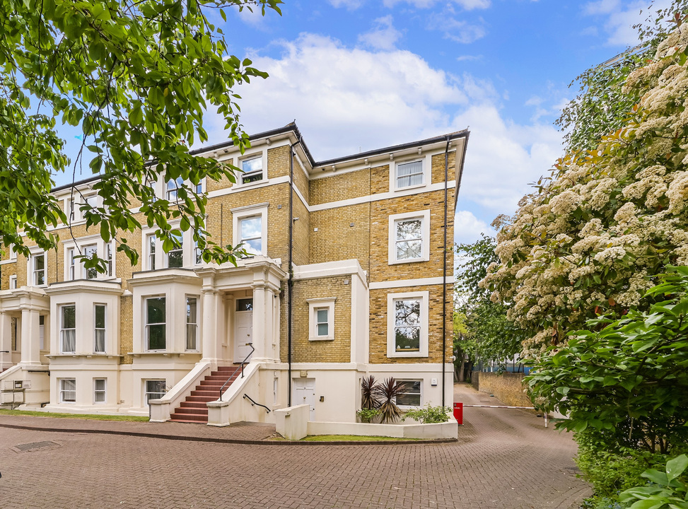 2 bed apartment for sale in Mattock Lane, Ealing 1