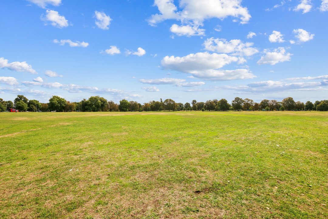 2 bed apartment to rent in Grange Road, Ealing 10