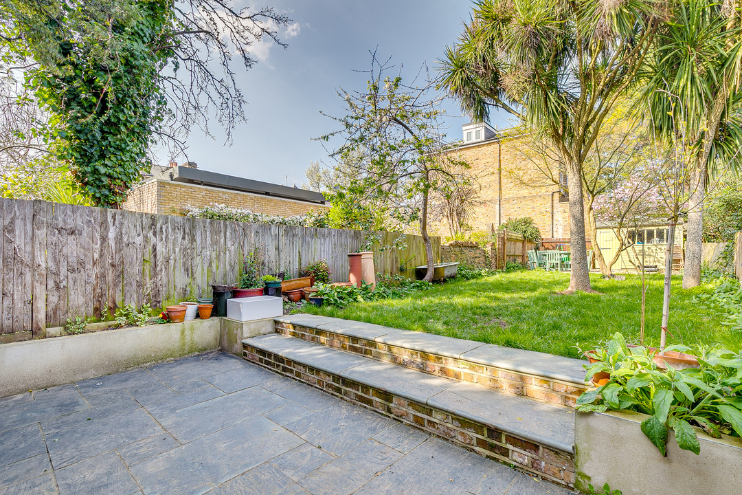 5 bed terraced house for sale in The Grove, London  - Property Image 7