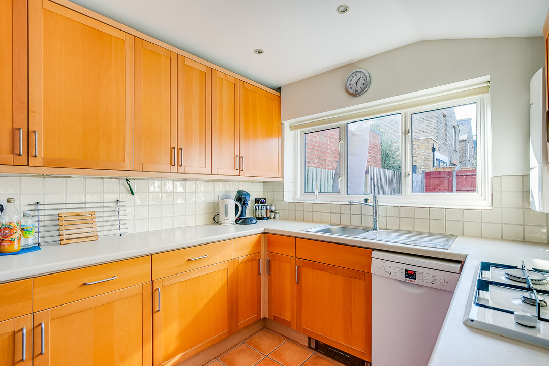 3 bed terraced house for sale in Ealing, London  - Property Image 3
