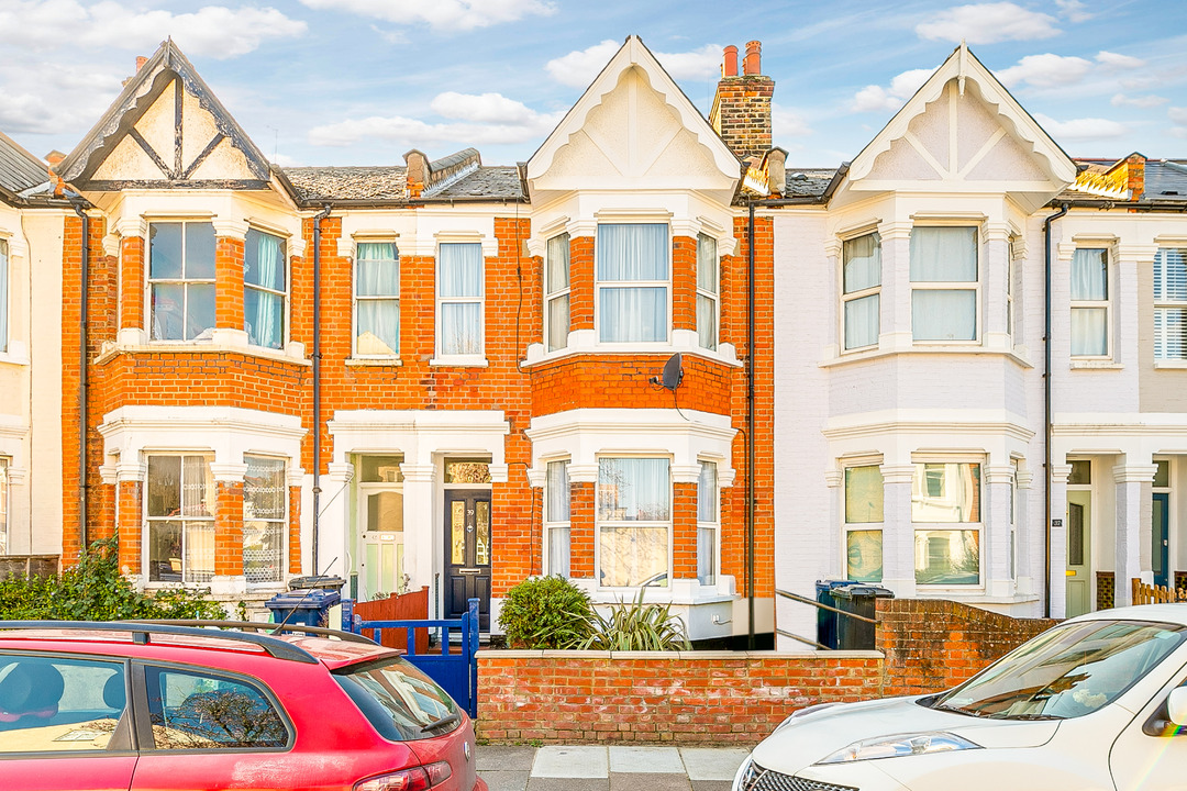 3 bed terraced house for sale in Ealing, London  - Property Image 9