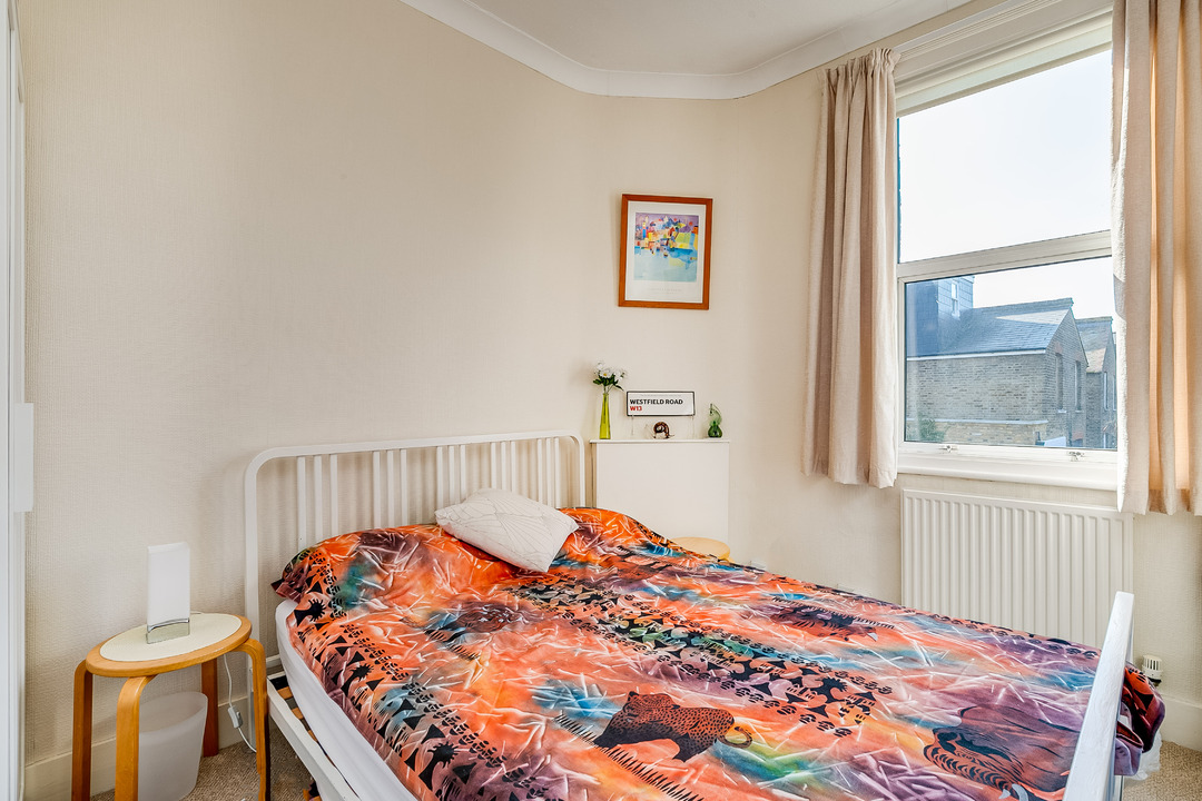 3 bed terraced house for sale in Ealing, London  - Property Image 14