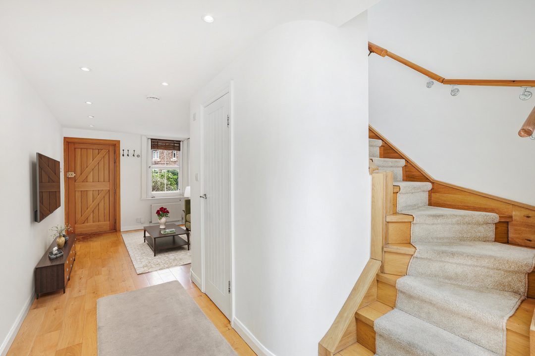 2 bed terraced house for sale in Lower Boston Road, Hanwell  - Property Image 5