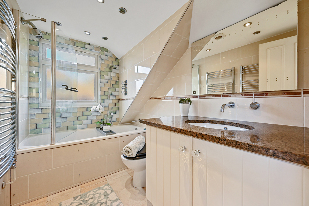 2 bed apartment for sale in Fordhook Avenue, London 5