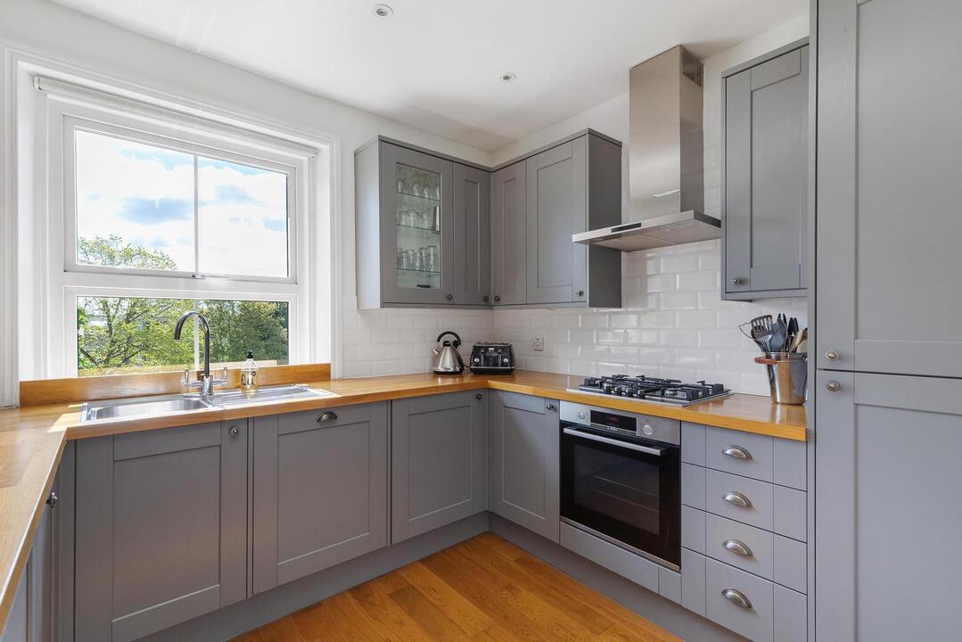 2 bed apartment for sale in Churchfield Road, London 8