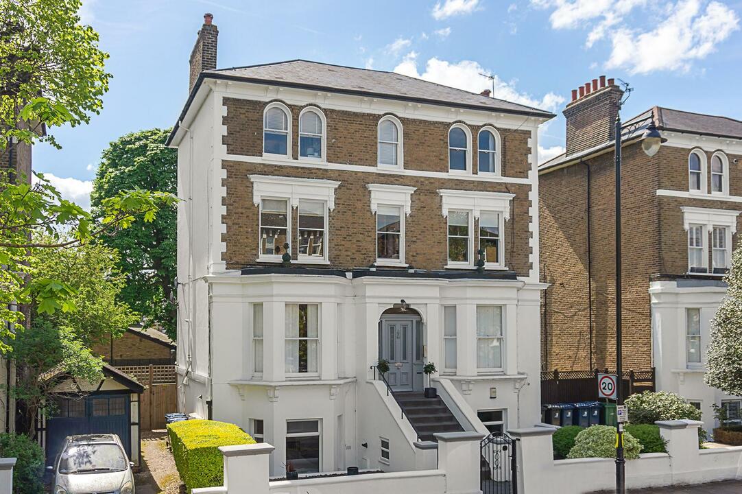 2 bed apartment for sale in Churchfield Road, London 15