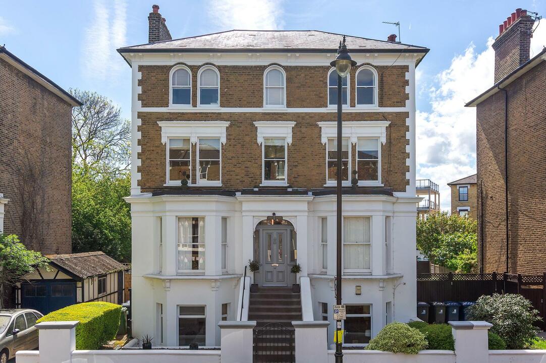 2 bed apartment for sale in Churchfield Road, London 4