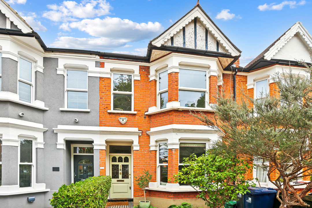 4 bed terraced house for sale in Adelaide Road, London, W13