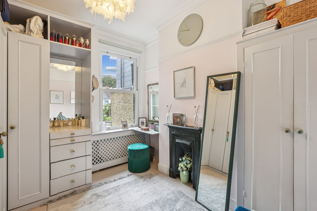 4 bed terraced house for sale in Adelaide Road, London 19