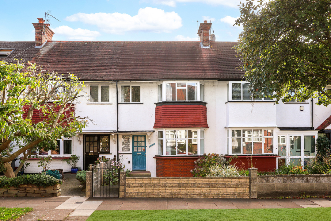 3 bed terraced house for sale in Princes Avenue, Acton, W3 8