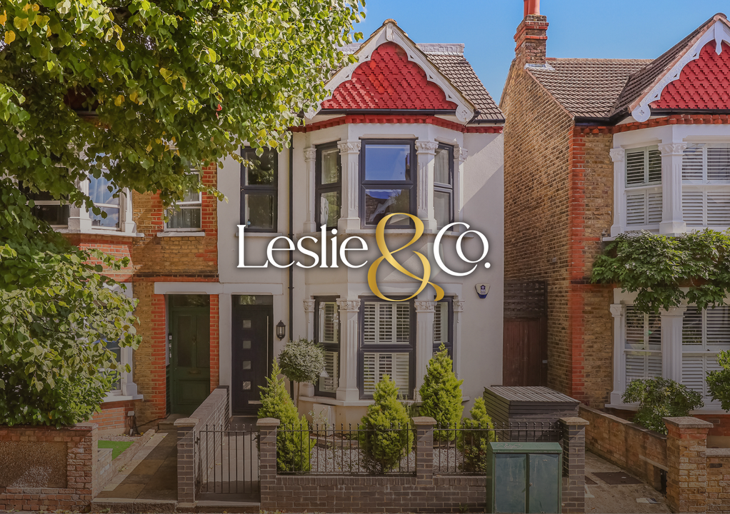 3 bed apartment for sale in St. Kilda Road, Ealing, London, W13  - Property Image 1