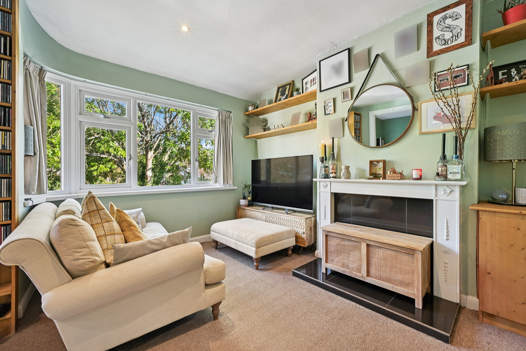 2 bed maisonette for sale in Cavendish Avenue, Ealing, W13
