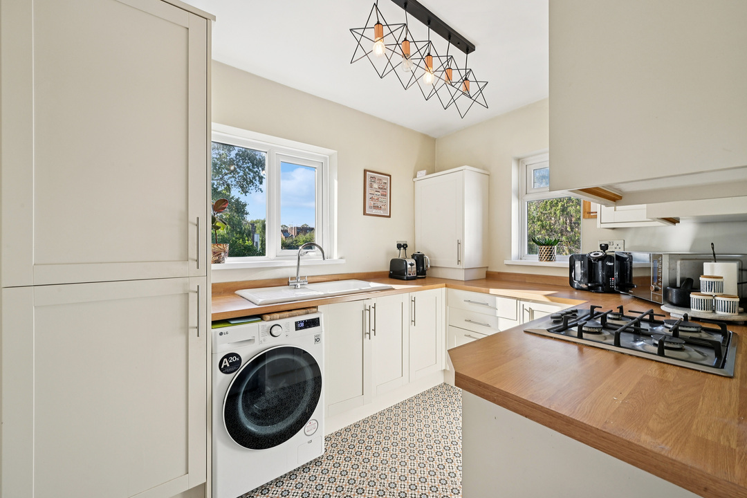 2 bed maisonette for sale in Cavendish Avenue, Ealing, London, W13  - Property Image 8