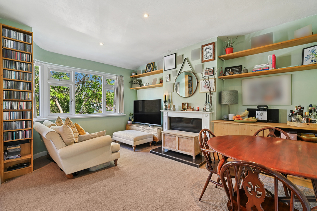 2 bed maisonette for sale in Cavendish Avenue, Ealing, London, W13 10