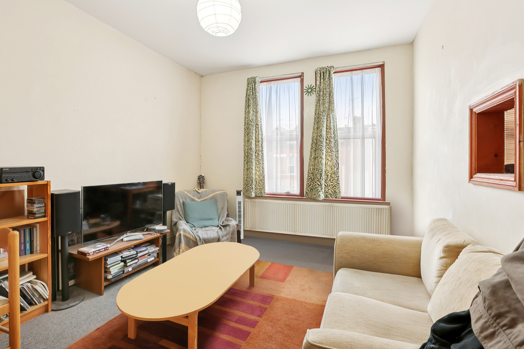 1 bed apartment for sale in The Grove, Ealing 2