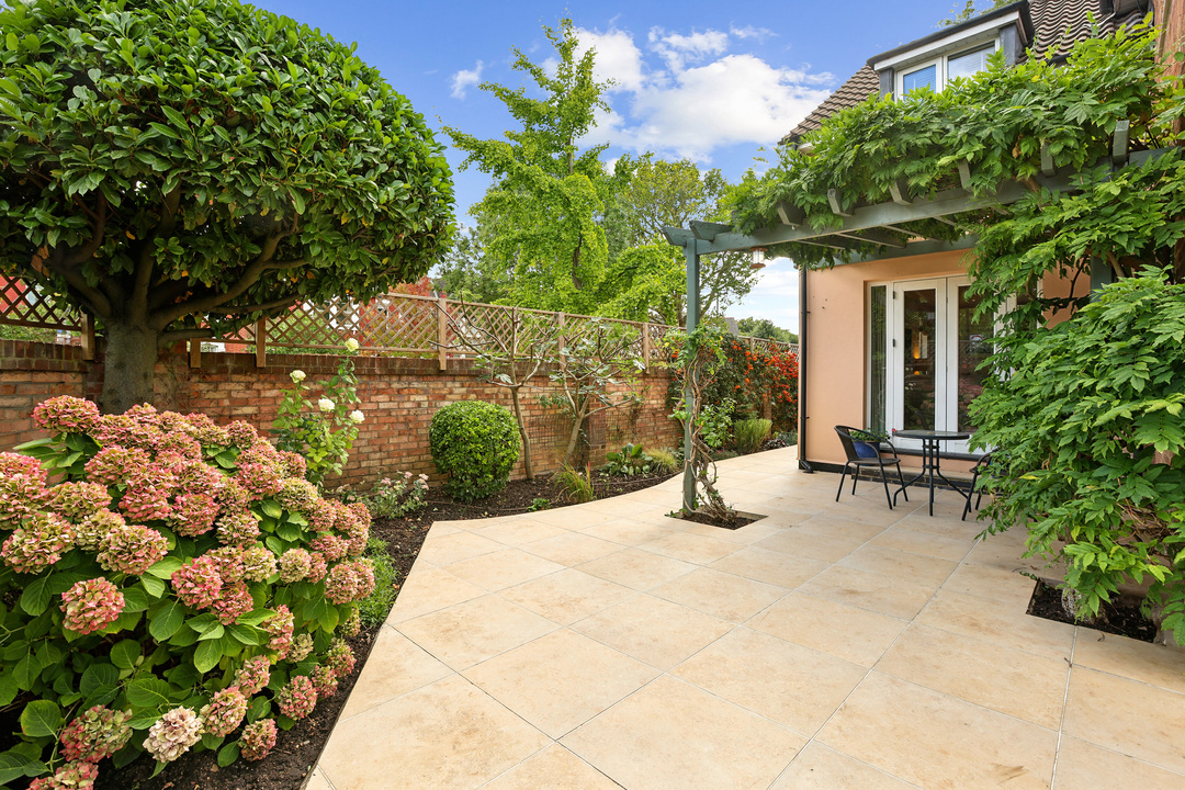 4 bed house for sale in Highview Road, Ealing  - Property Image 5