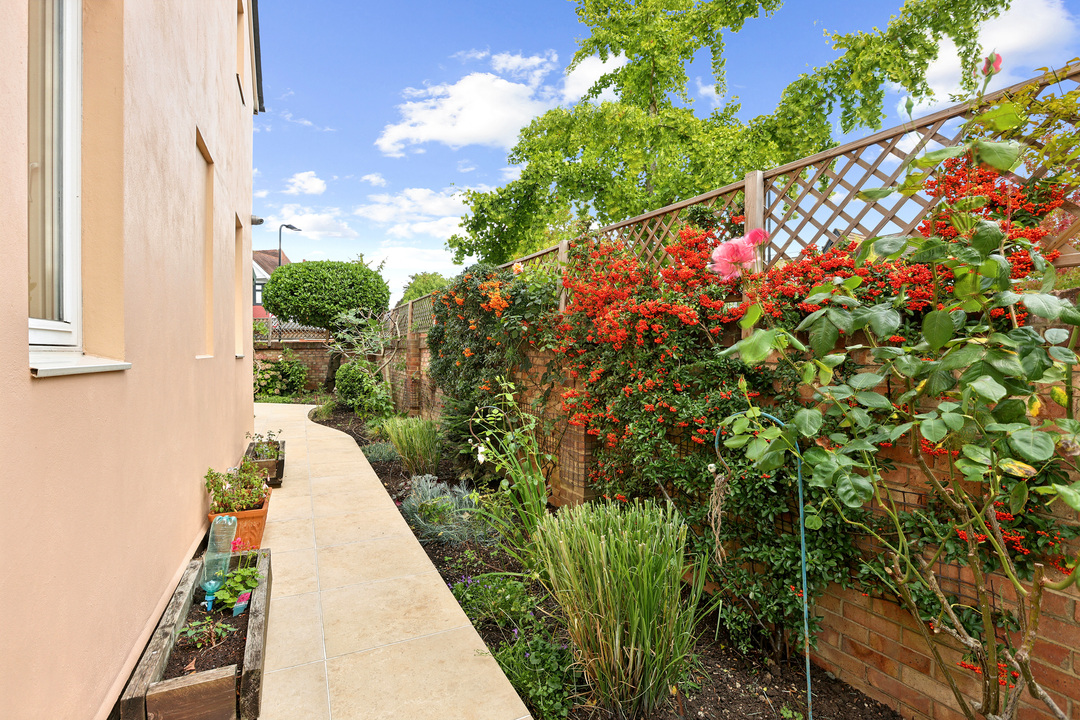4 bed house for sale in Highview Road, Ealing  - Property Image 22