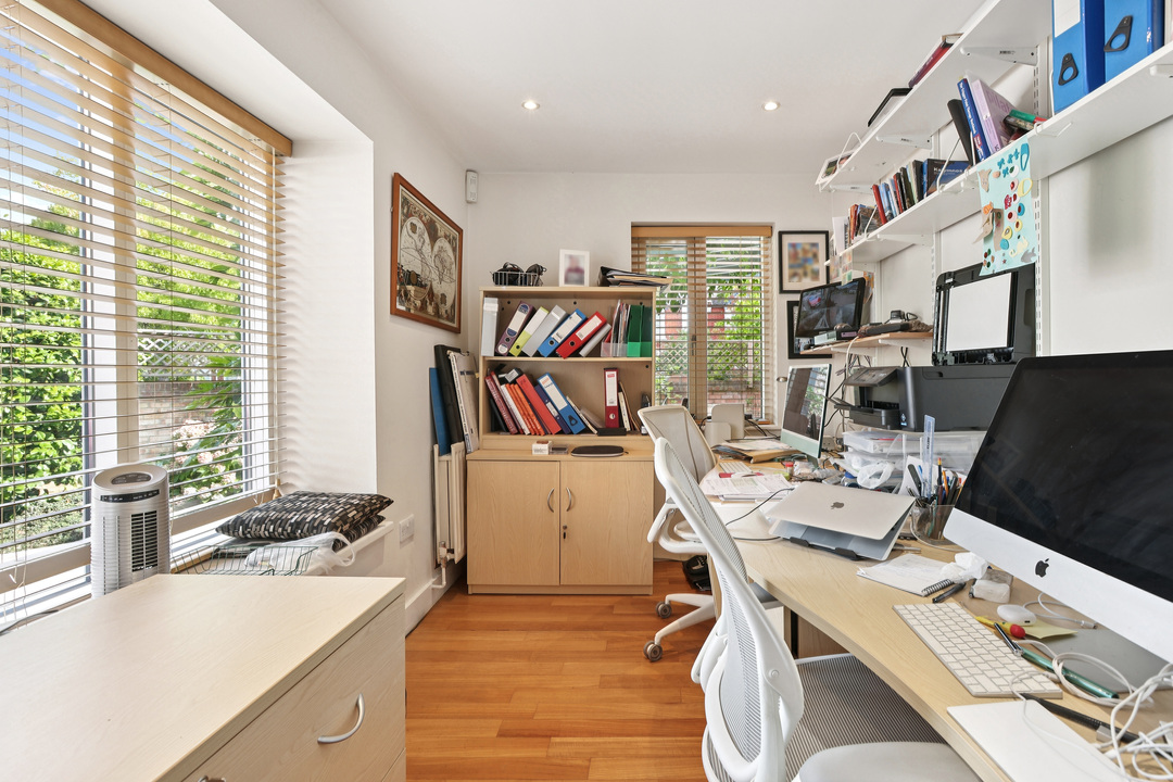 4 bed house for sale in Highview Road, Ealing  - Property Image 17