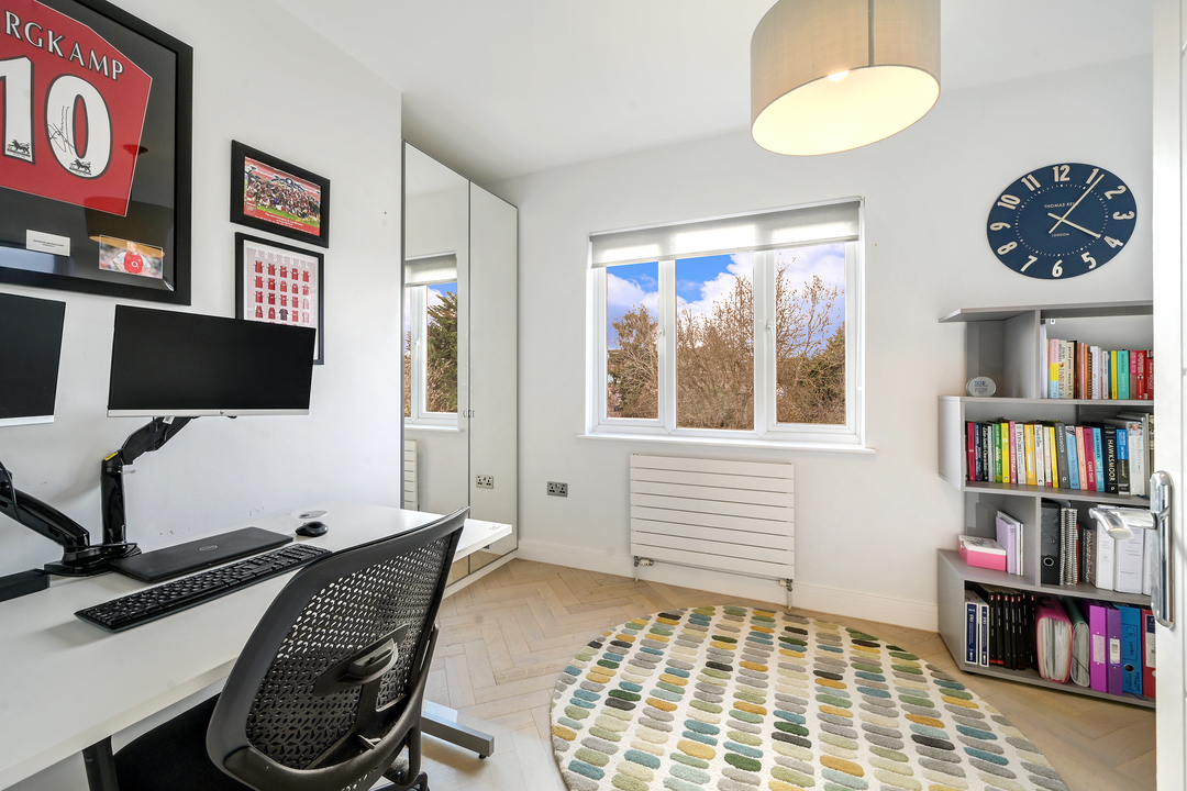 3 bed apartment for sale, London  - Property Image 16