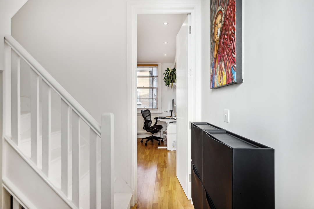 2 bed terraced house for sale in The Park, Ealing 17