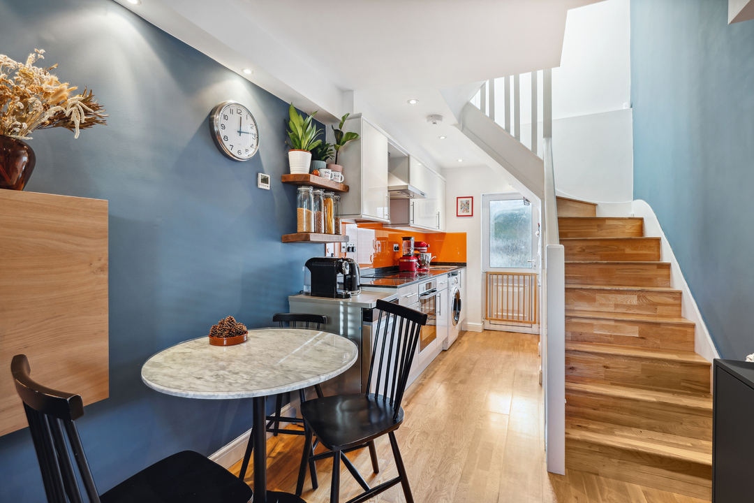2 bed terraced house for sale in The Park, Ealing 10