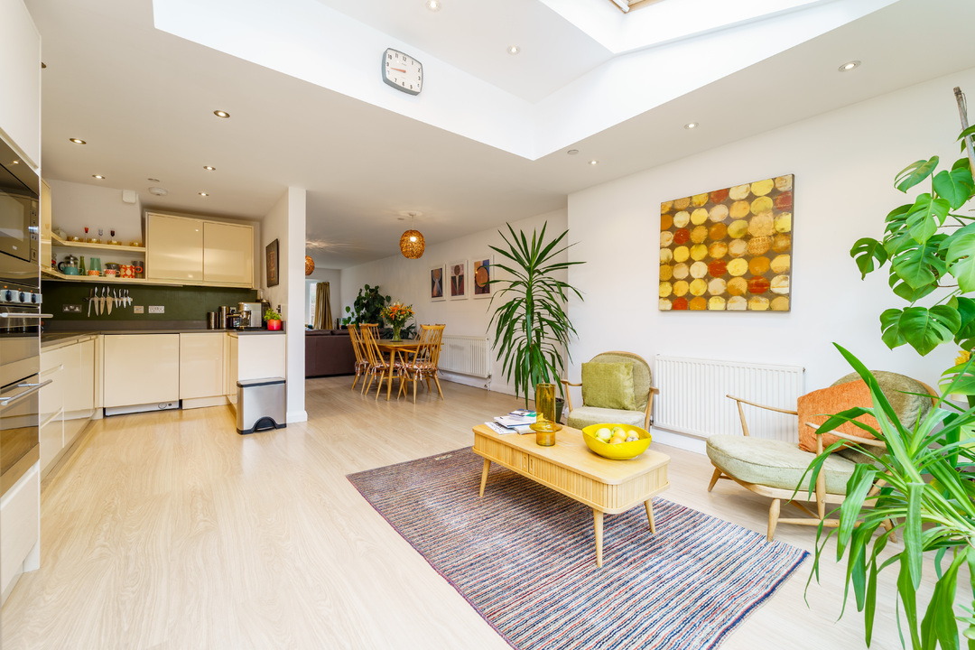 4 bed terraced house for sale in Road, Hanwell 7