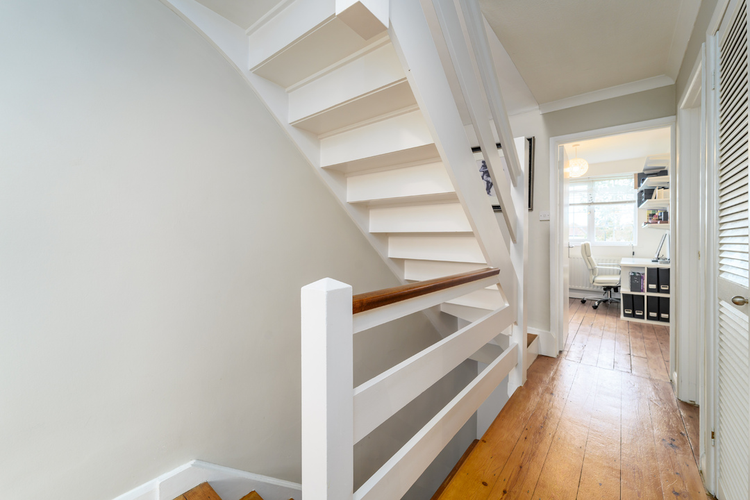 4 bed terraced house for sale in Road, Hanwell 13