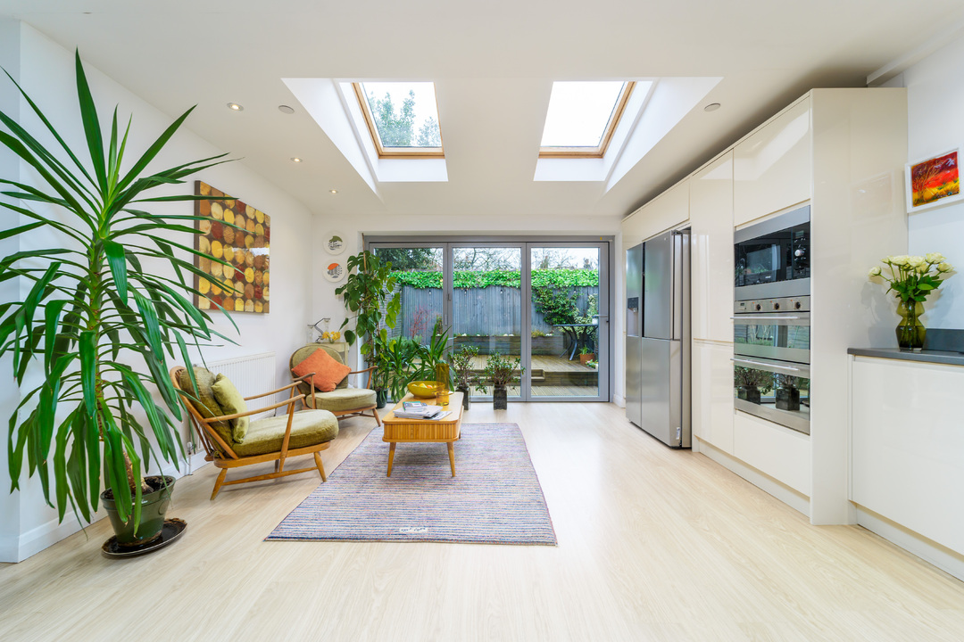 4 bed terraced house for sale in Road, Hanwell 3