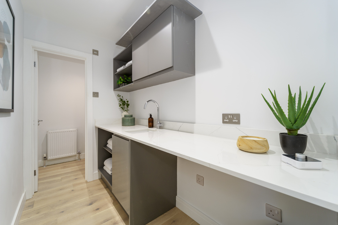 3 bed terraced house for sale in Malthouse Square, Beaconsfield  - Property Image 26