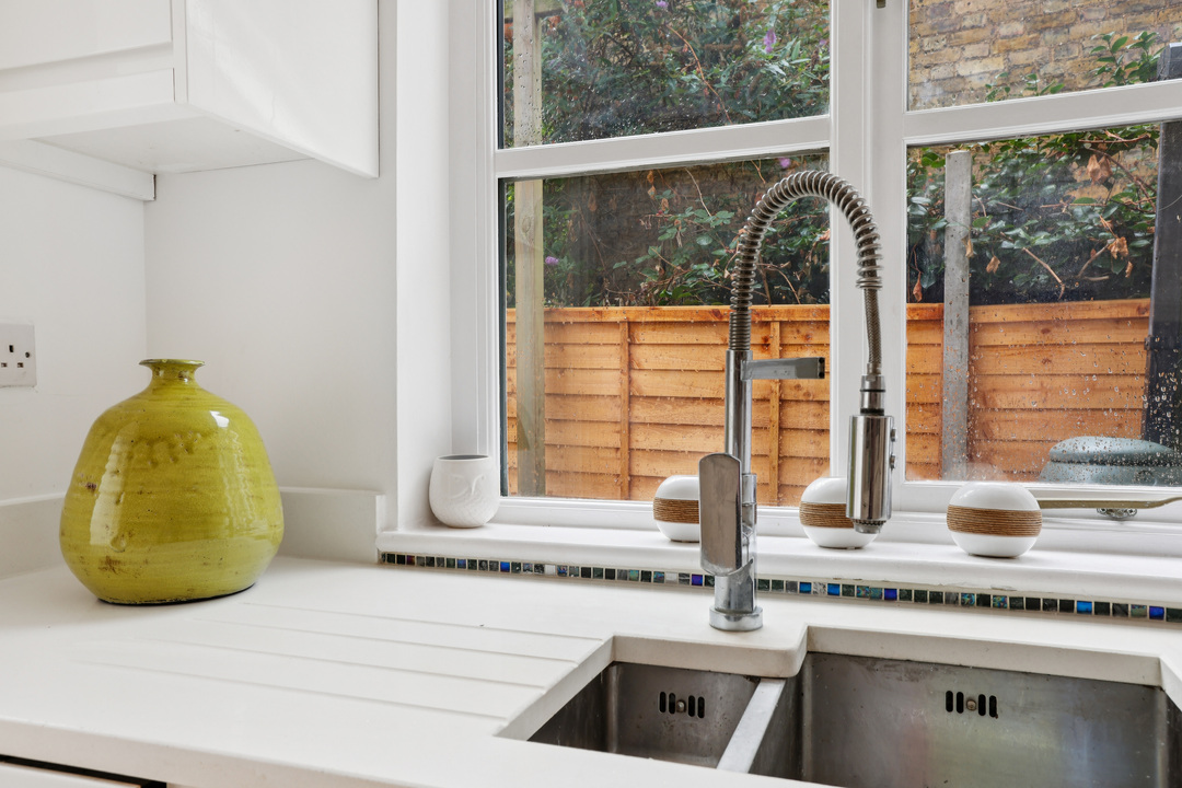 5 bed terraced house for sale in Endsleigh Road, Ealing  - Property Image 8