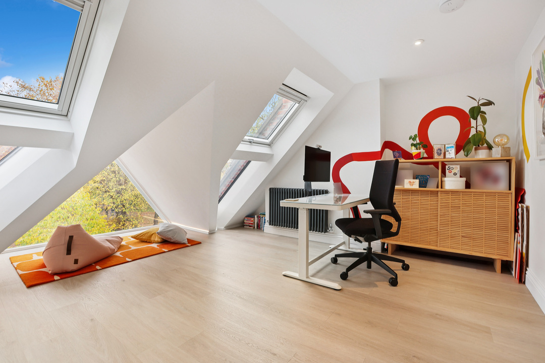 5 bed semi-detached house for sale in Elers Road, Ealing, London, W13  - Property Image 25