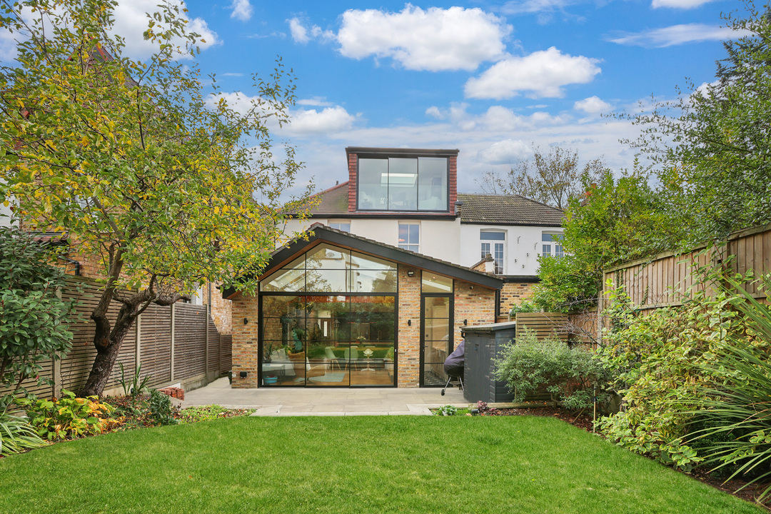 5 bed semi-detached house for sale in Elers Road, Ealing, London, W13  - Property Image 5