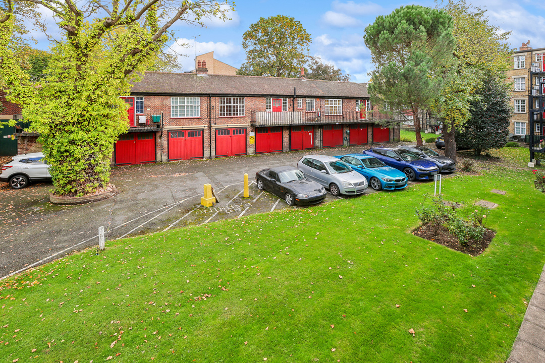 3 bed apartment for sale in Eaton Rise, Ealing, London, W5  - Property Image 7